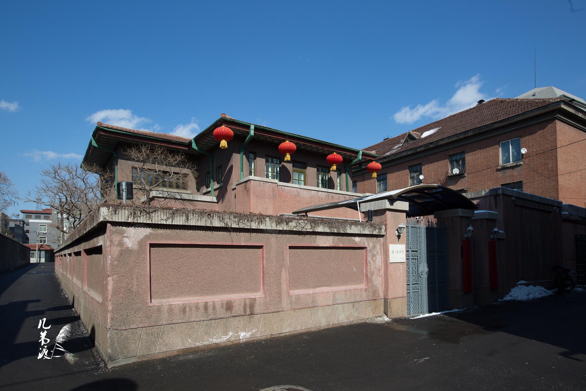 官称赵一荻故居.1926年她与张学良相识