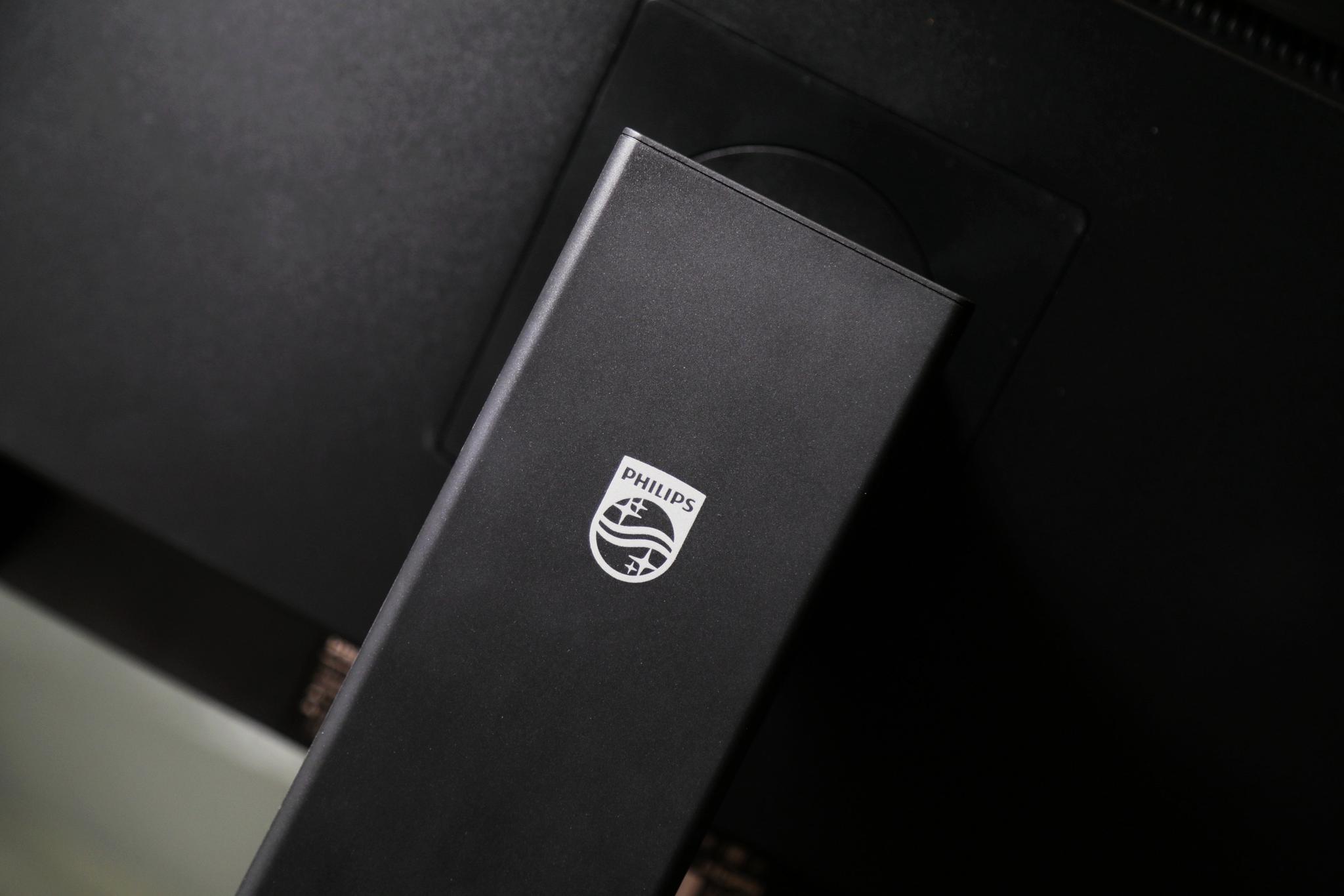 飞利浦345B1CR显示器体验:大屏商务风,美女却喜欢!