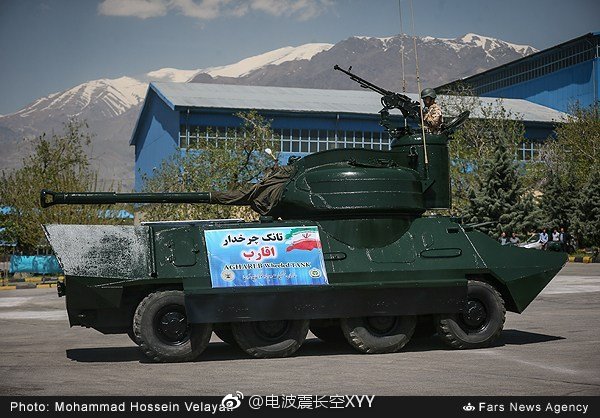 伊朗人在btr60pb上搞出来的阿海雷布轮式突击炮
