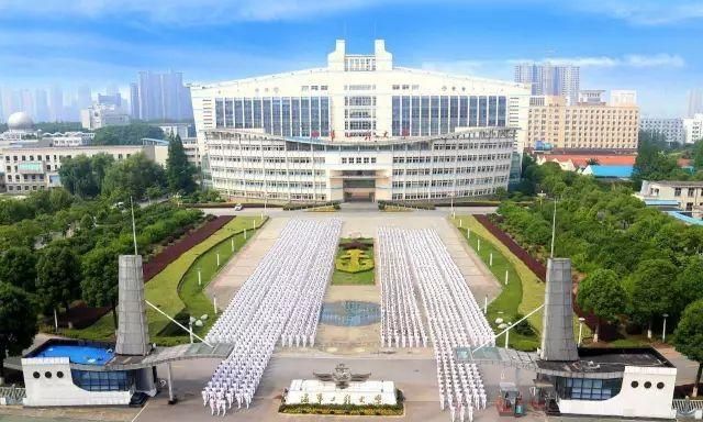 2個博士後流動站,1個重點學科,5個軍內重點學科空軍工程大學(陝西西安