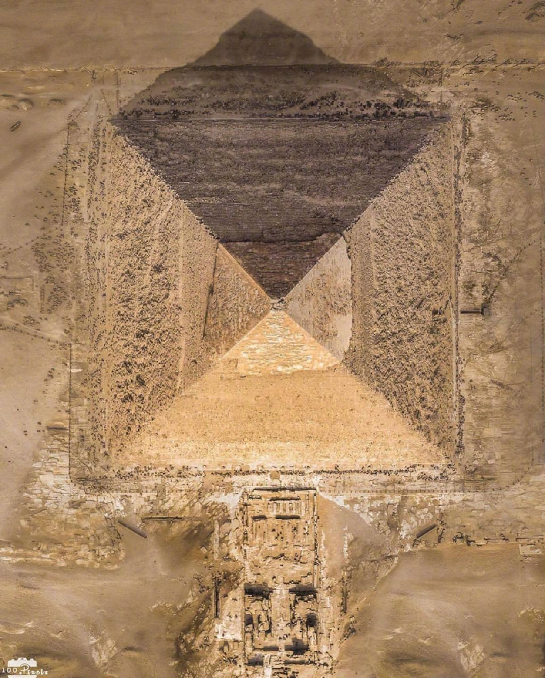 如果从金字塔的顶端飞过,能看到昔日法老的模样吗?