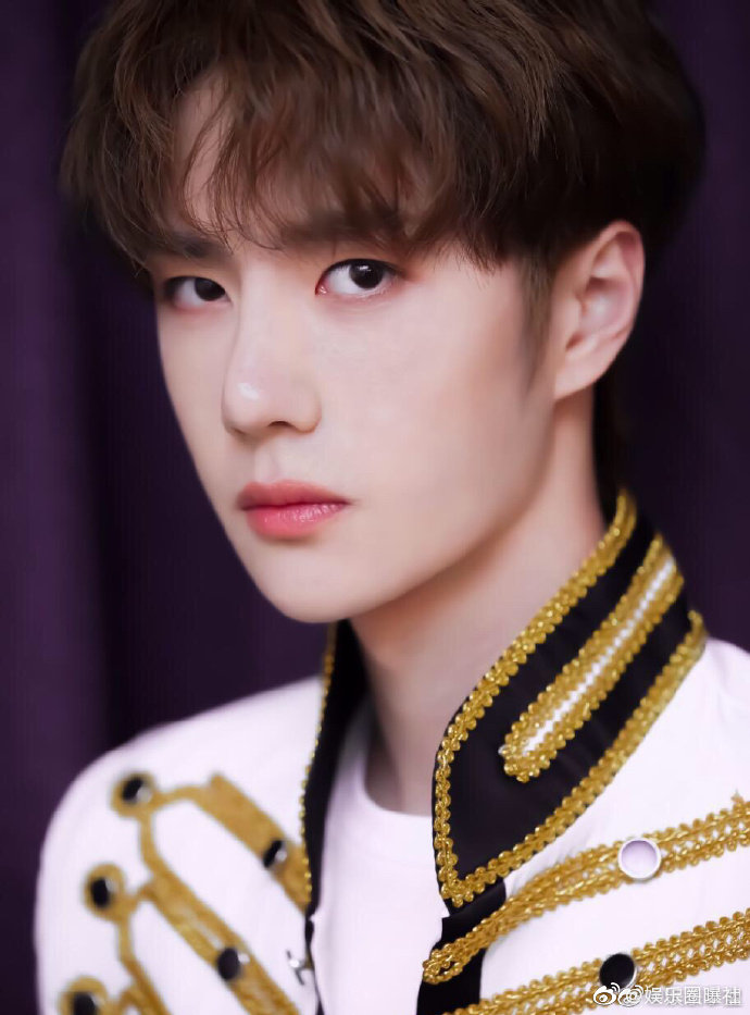 宫廷风小王子王一博太帅了吧