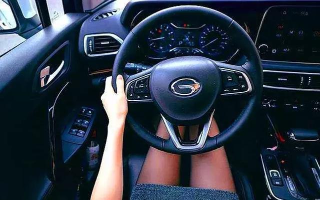 开车的9大禁忌,10个司机9个犯!