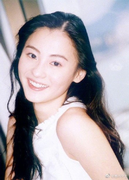 从小美到大的张柏芝,每一个年龄段的她都美出经典!