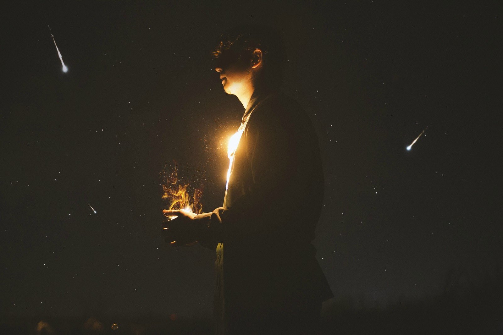 我们孤独地出生,生活,死去