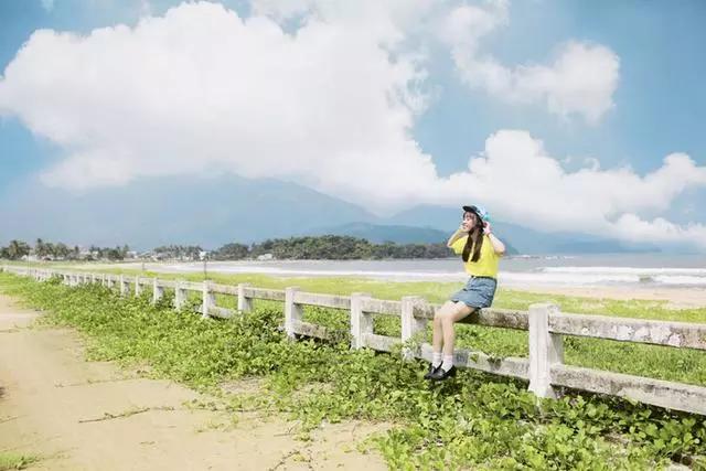 旅行照这5个拍照姿势?怎么拍照好看,学会这10个pose准没错~|人像|姿势|回眸_新浪新闻