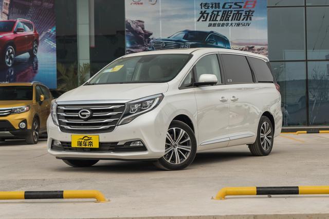 广汽传祺gm8七座商务家庭mpv