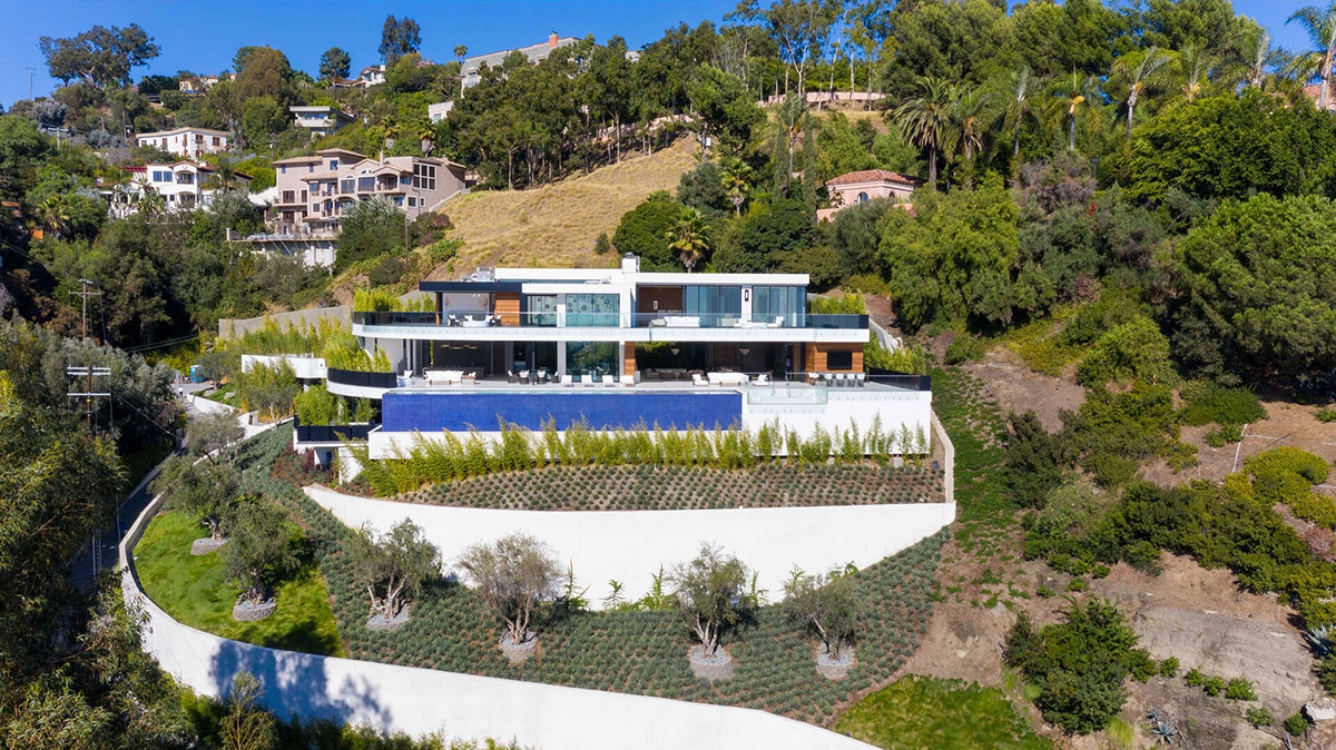 2.6亿豪宅,比佛利山庄90210号简约别墅