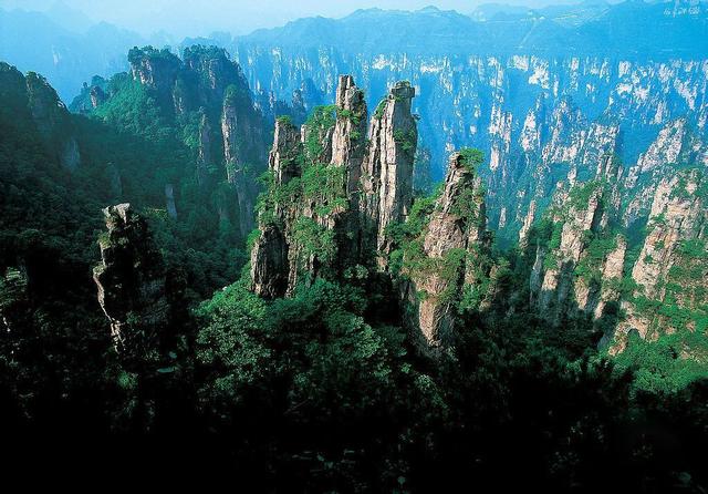 中国最美的六大名山,奇雄险峻,各具特色|泰山|华山|名山_新浪新闻