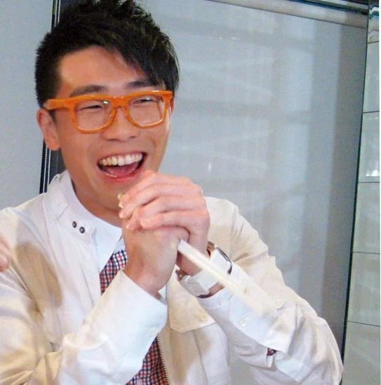 39岁tvb知名男主持屡被网民催婚