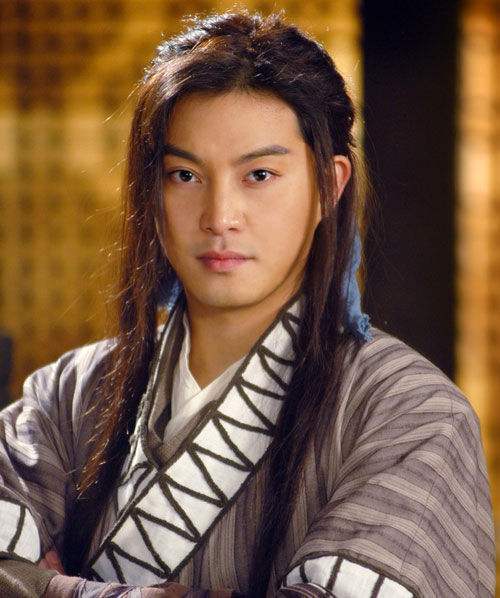 沙溢沈腾杨洋是曾经的军艺三大校草俗话说岁月是把杀猪刀啊