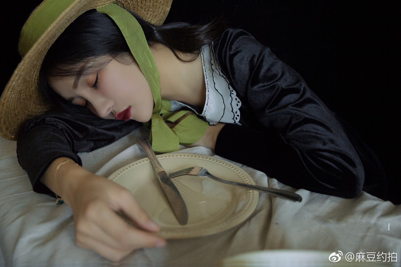 美女麻豆约拍喜欢情绪胶片复古港风电影