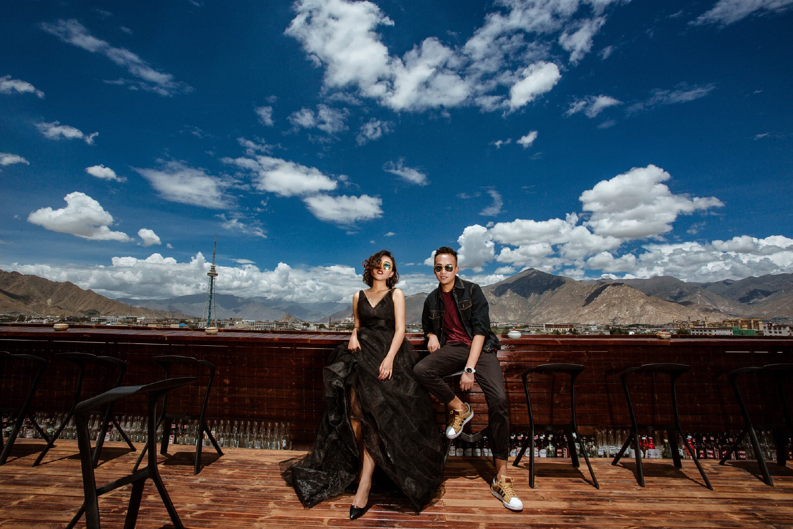 西藏情侣摄影:天台上的爱情更让人心醉