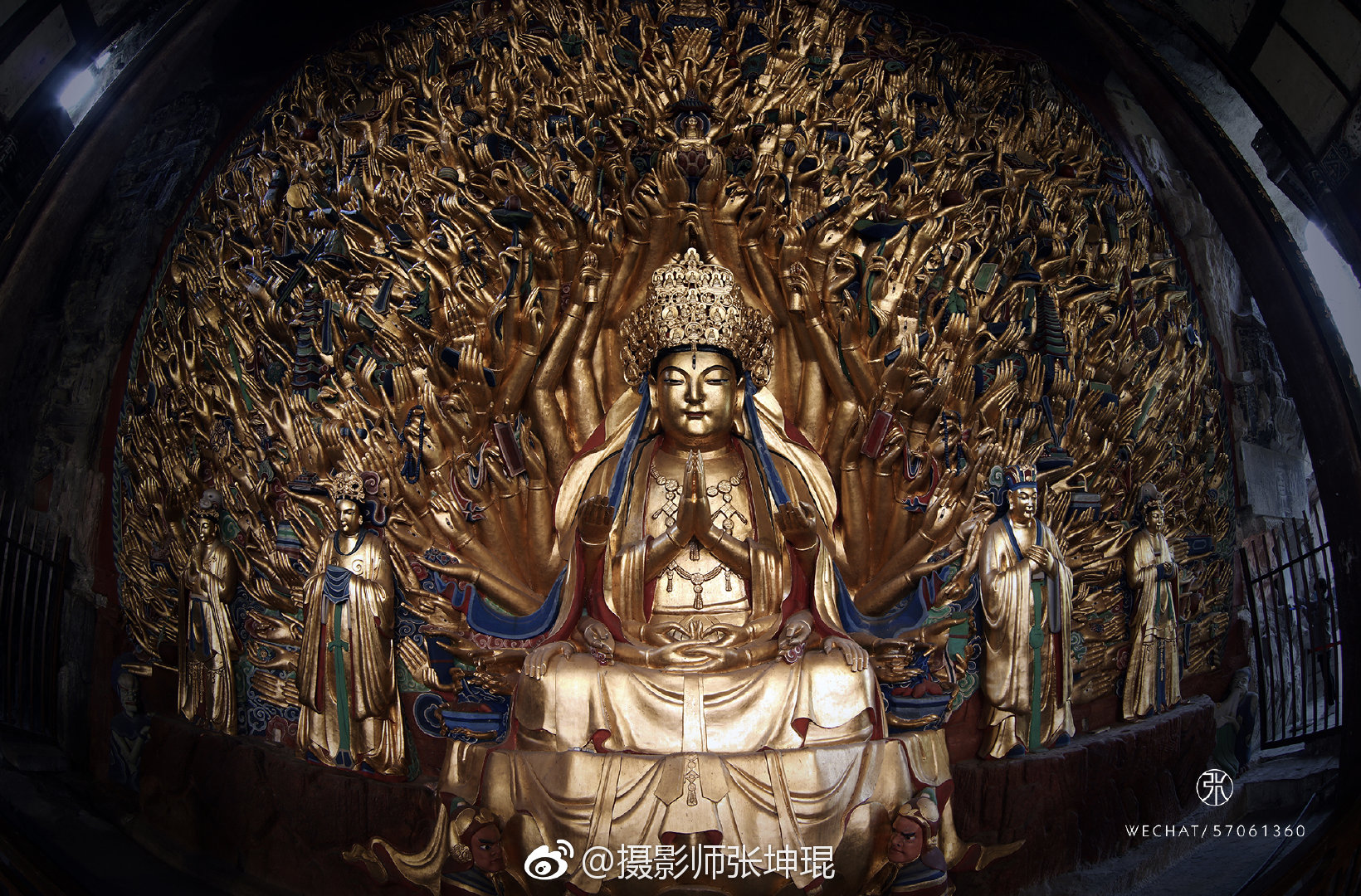 世界文化遗产大足石刻千手观音,石窟艺术的震撼之感.