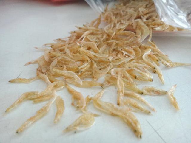 让人无法淡定的美味~赤尾青虾仔