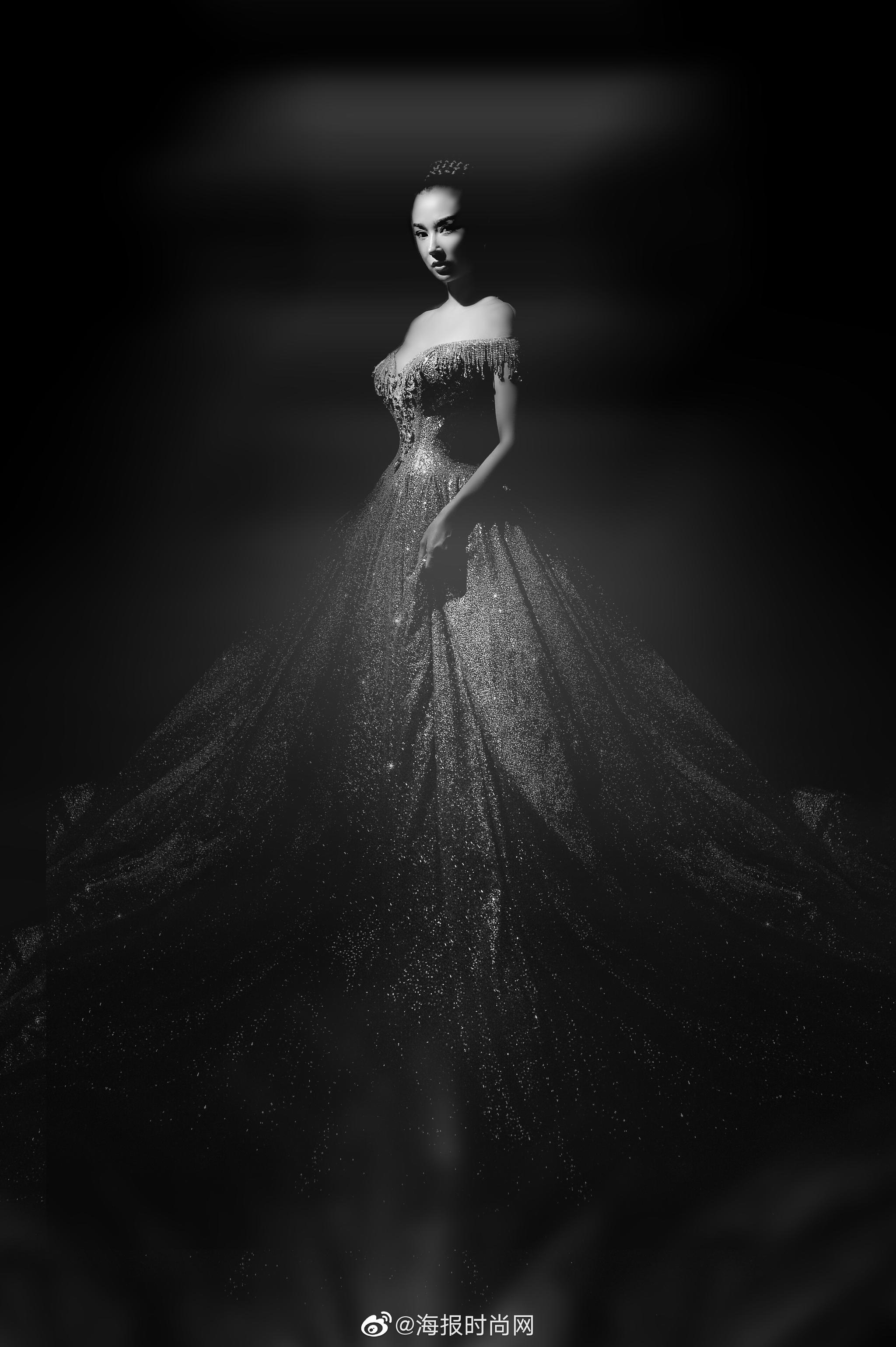 姚星彤 凭《龙牌之谜》"成兰公主"一角拿下都匀电影电视节最佳女主