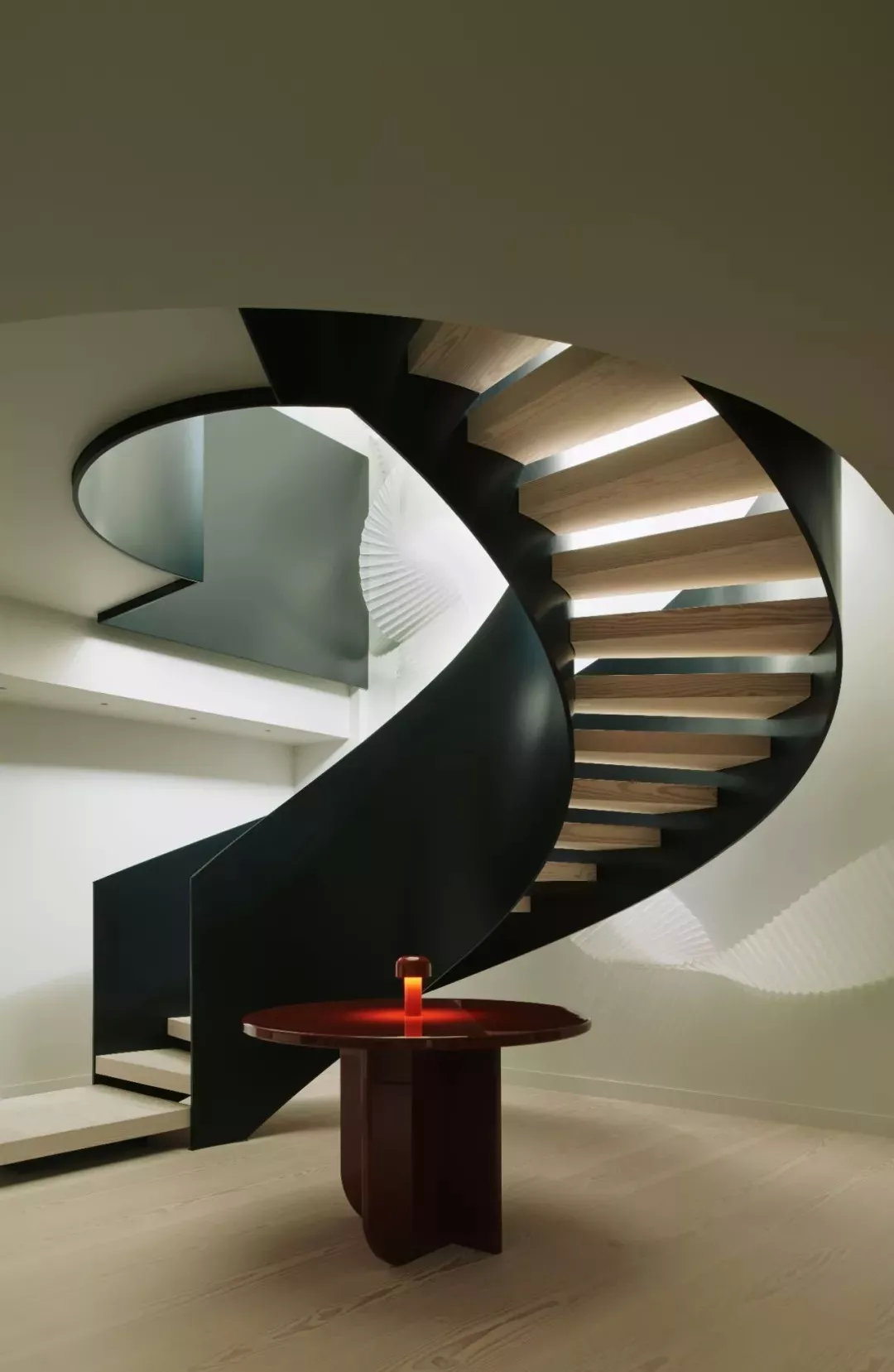 同时兼并高颜值和实用性,这样的楼梯设计实在太棒,每一款都想拥有!