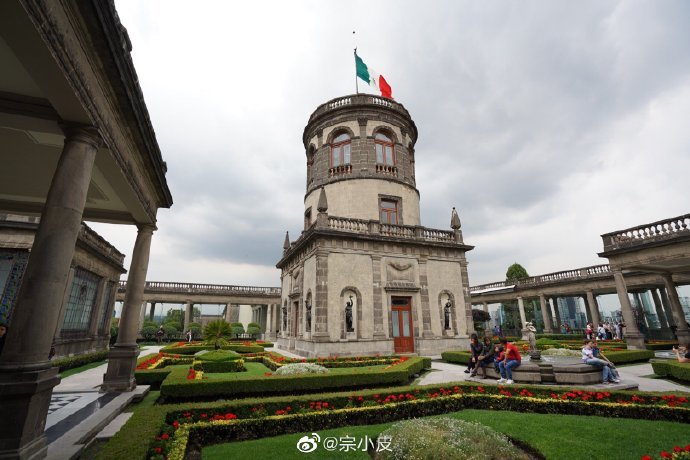 墨西哥城的查普尔特佩克城堡,现在是墨西哥的国立博物馆