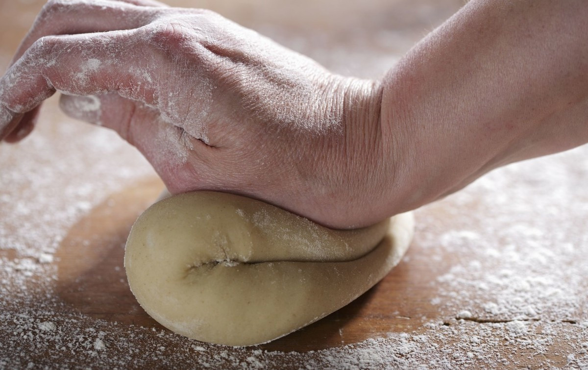 为什么蒸馒头,同一锅里会出现几个死面的?4大雷区多数人都踩过