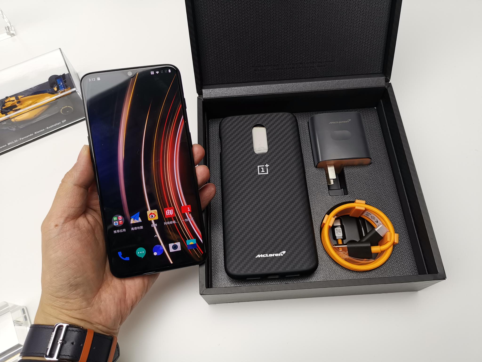 一加6t 迈凯伦定制版真机