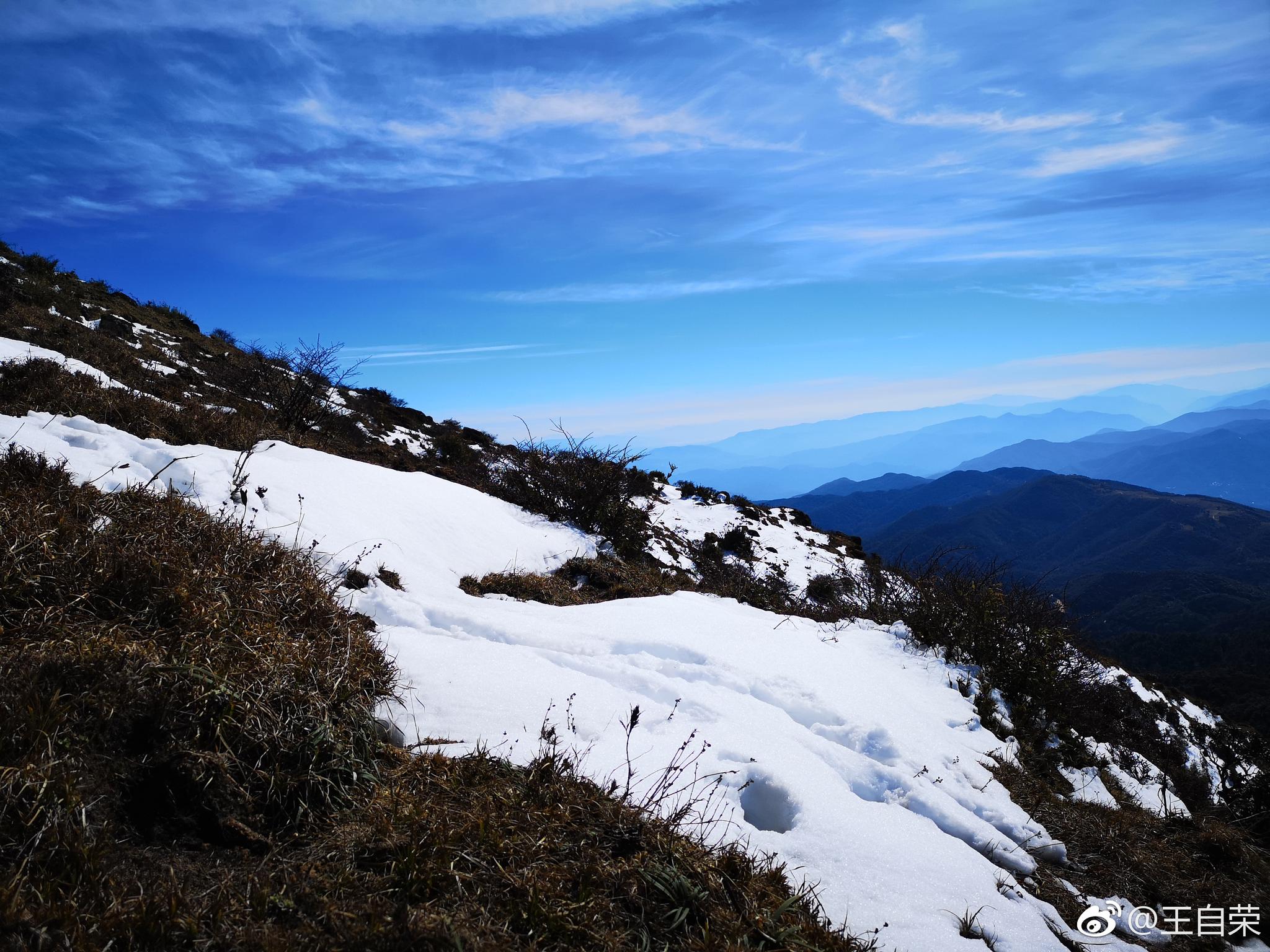 时隔11年,再次登顶临沧最高峰——临沧大雪山主峰,海拔3430米