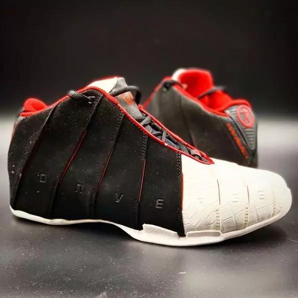 拥有3个品牌签名鞋的韦德到底是如何一步步完成转换