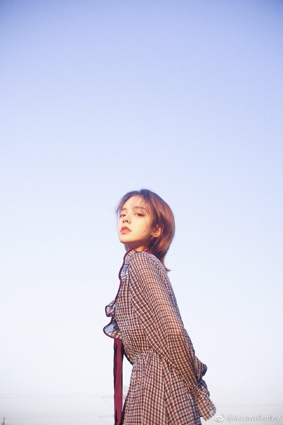 新的不是黄昏和月亮,是每一时刻的自己.@arrownlesley