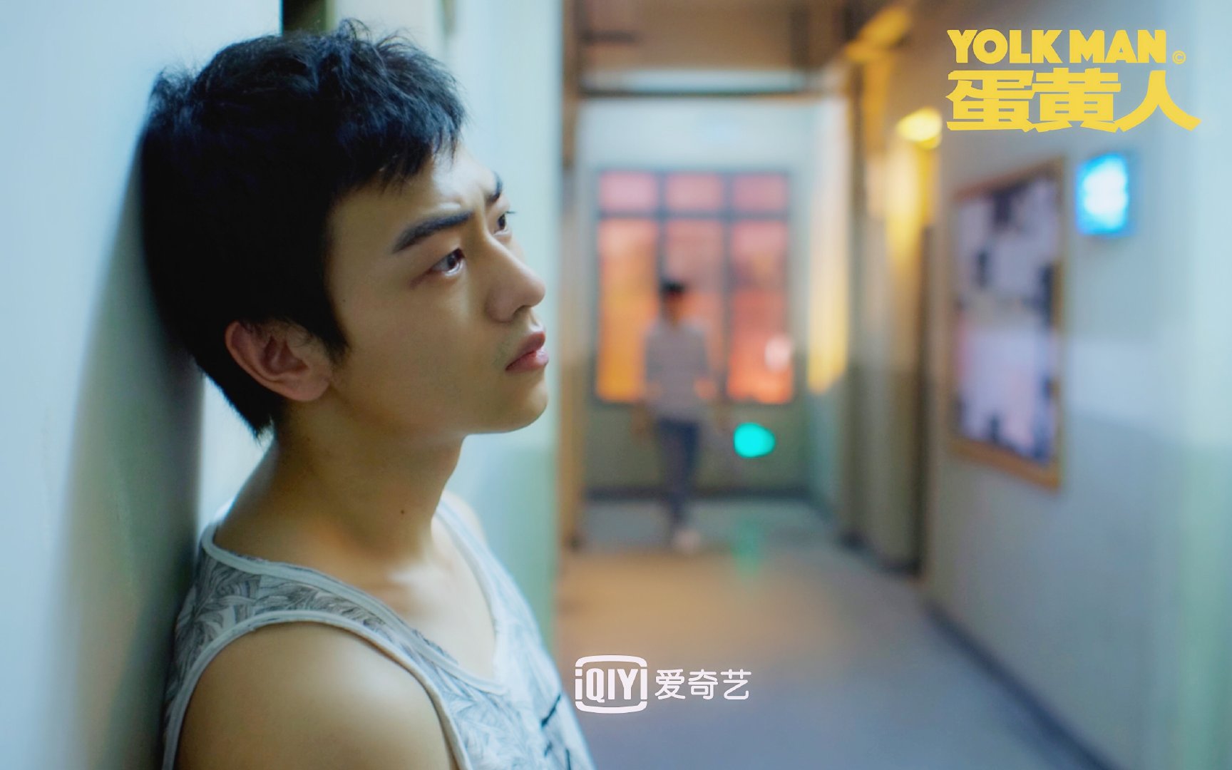 一起同过窗里的任逸帆笑起来温暖又治愈