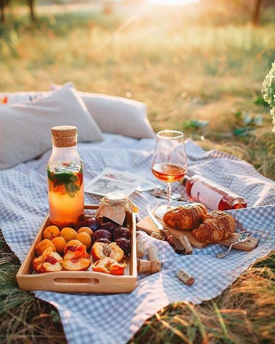 野餐就是把春光装满一整个篮子