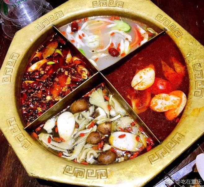 老火锅四宫格九宫格鸳鸯锅小火锅你吃火锅的时候最常