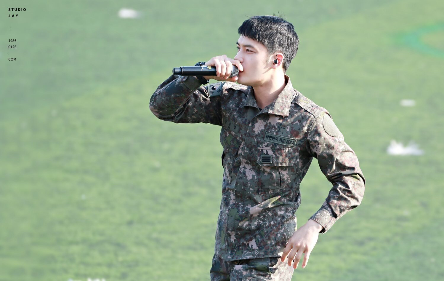 短寸检验真帅哥金在中入伍后的新发型小平头怎么样