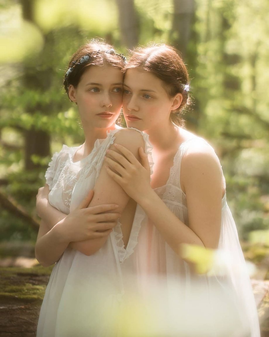 viviennemok是一名来自法国巴黎的女摄影师