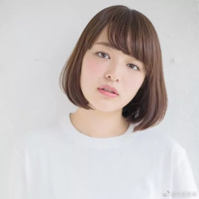 分享一组适合适合30代和40代女性的知性风发型