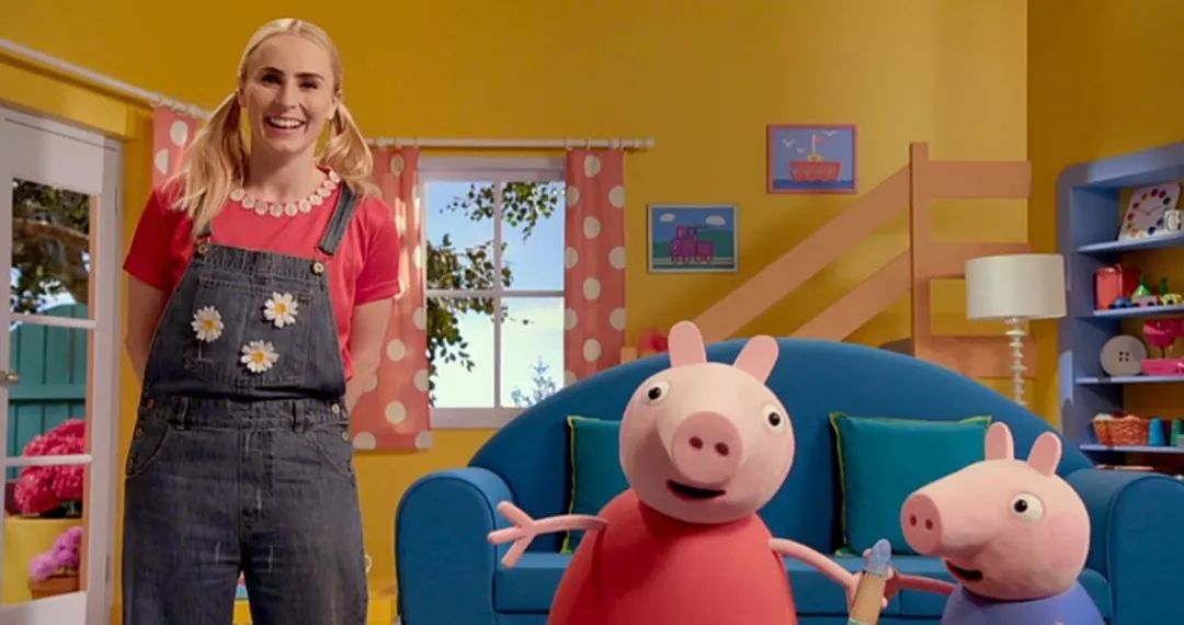 真人动画小猪佩奇电影大年初一孩子最喜欢的礼物
