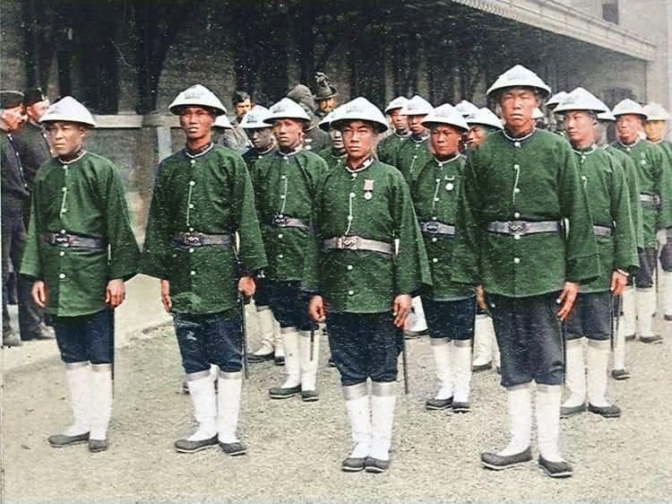 1897年的香港香港华人警察的装束