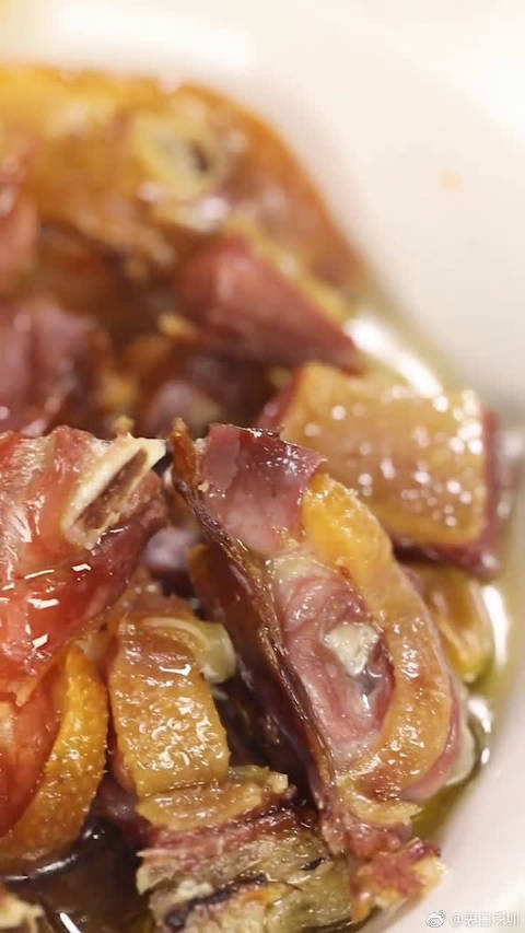 汝城上祝板鸭,清蒸,不需要放任何配料,好香,原汁原味