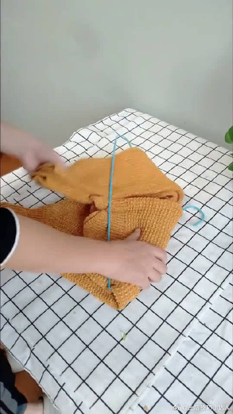 毛衣正确的晾挂方法,这样不会变形,拉长,这个方法必须get