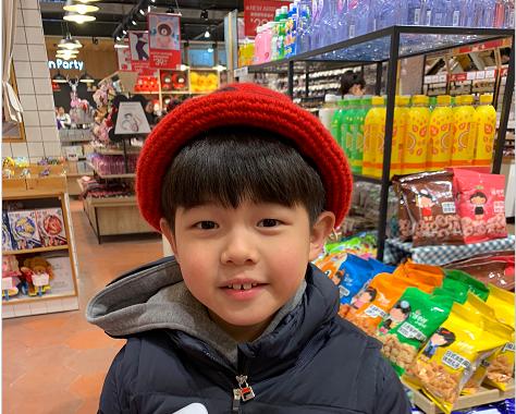 胡可晒儿子发福照,安吉未过年就开始长肉,东北宋仲基秒变胖多多