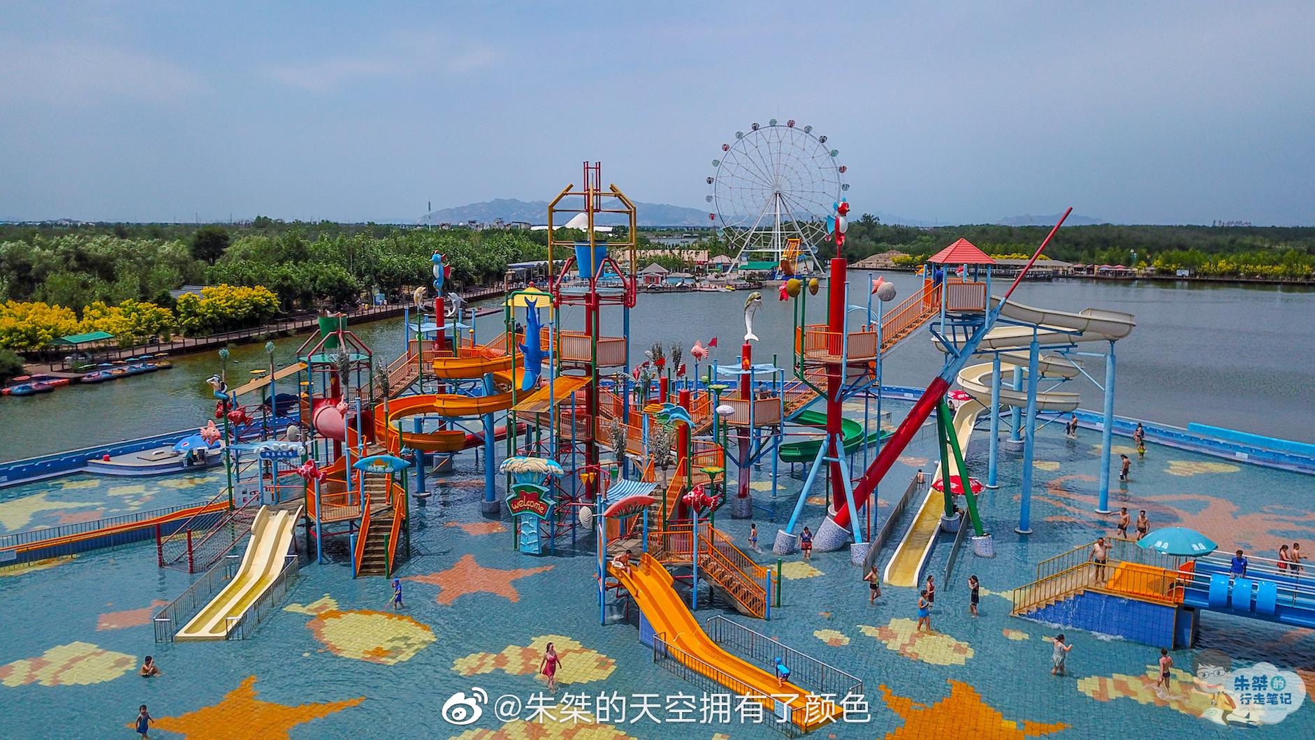 在炎炎的夏日,渔岛人气最高的还是多彩观光区的水上乐园|水寨|渔岛