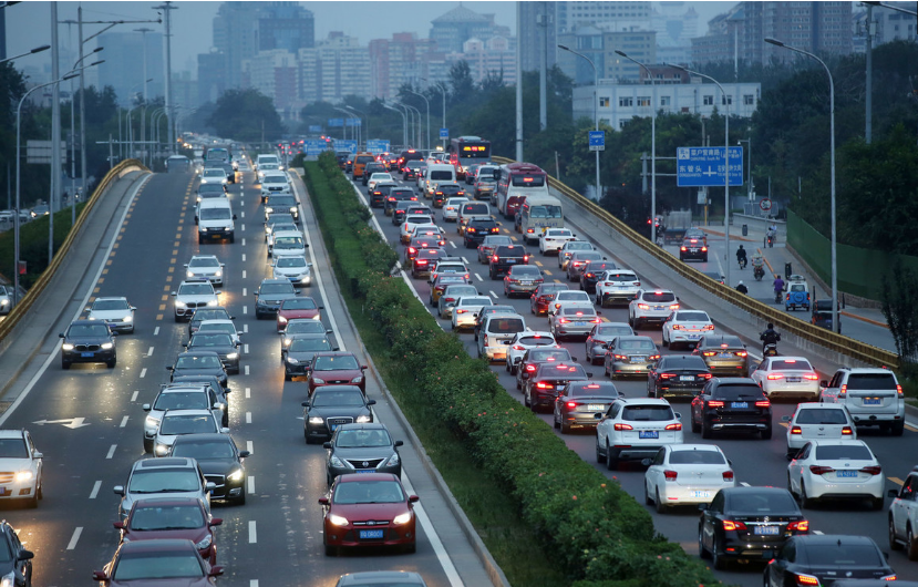 城市出行新宠,不到6万小车颜值续航再升级,现再优惠1.2万