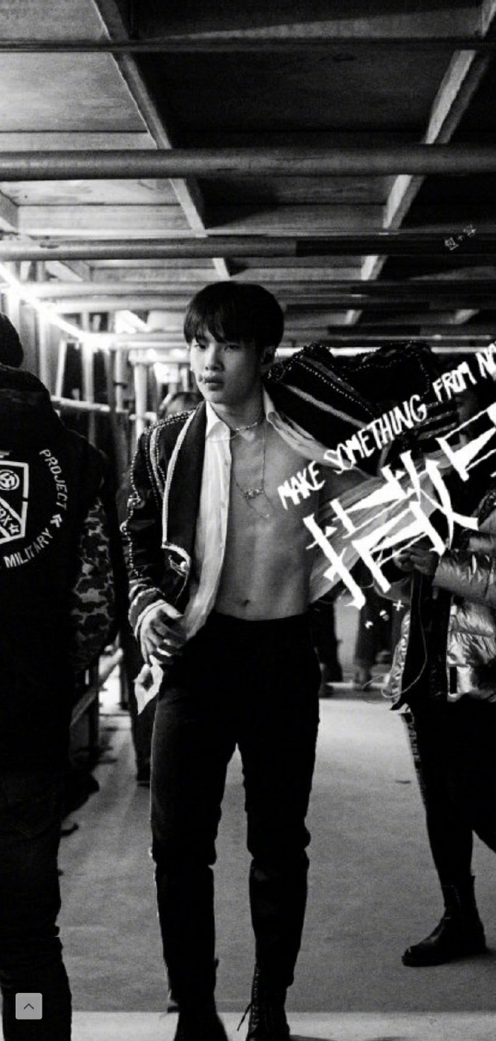 提名周震南,李汶翰,姚琛,王一博,何昶希,嘉羿,管栎,范世錡