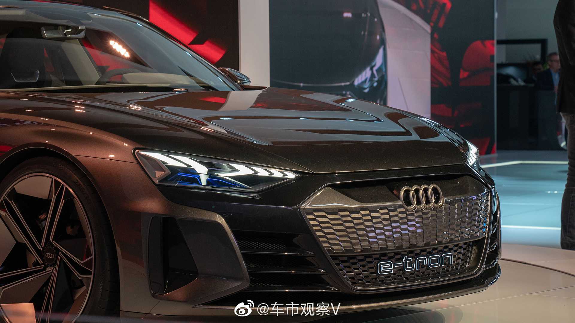 钢铁侠座驾奥迪e-tron gt,百公里加速3.5s.