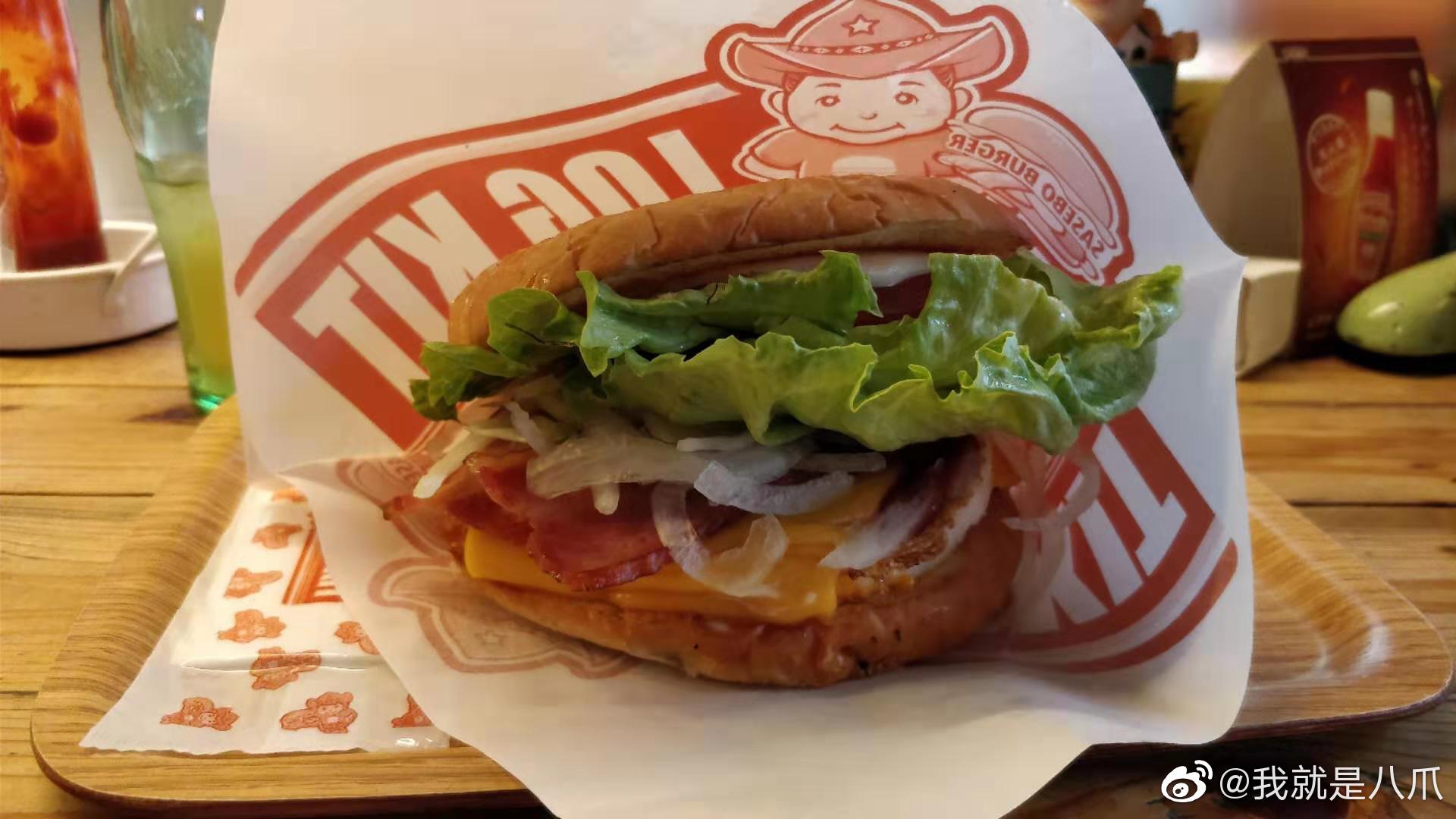 顺便一说,大家如果去佐世保的话,记得在车站或者酒店拿一张佐世保汉堡