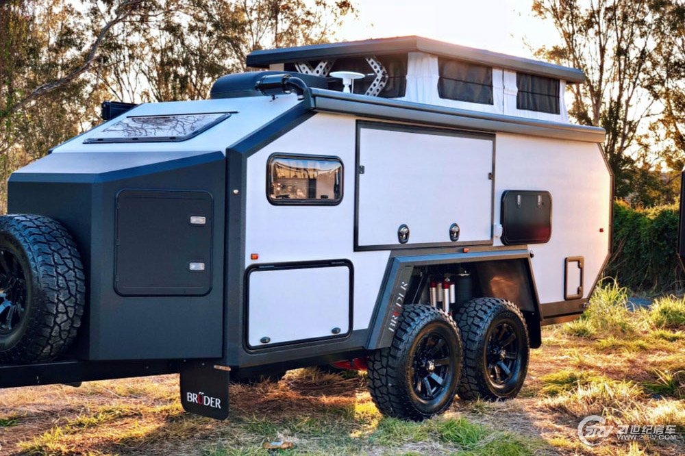 中置双轴 空间悬挂 拖挂房车也能走硬派越野范儿