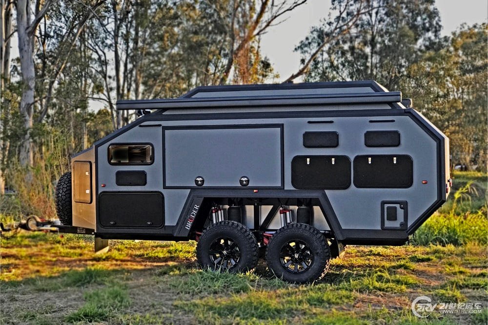 中置双轴 空间悬挂 拖挂房车也能走硬派越野范儿