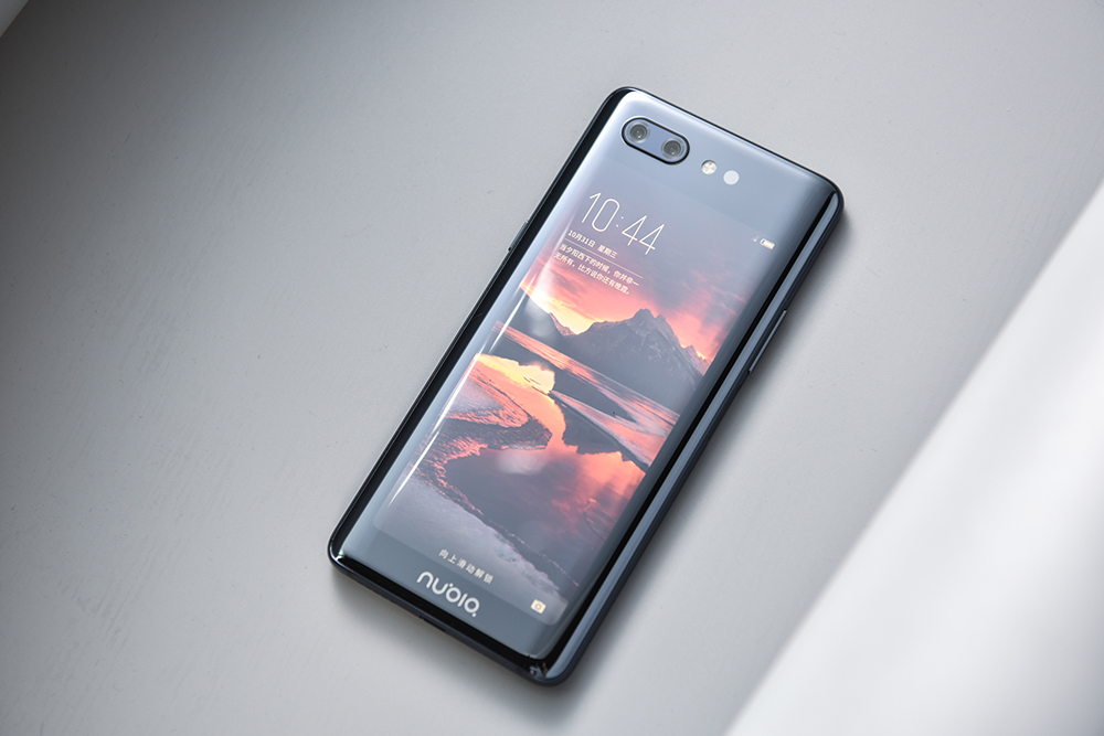 全面屏的升级版,国产的这2款双面屏旗舰手机是你喜欢的吗?