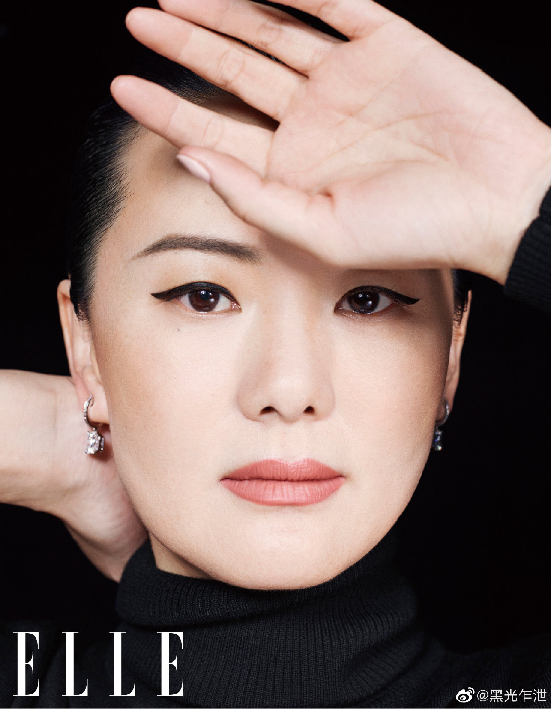 今年柏林电影节影后咏梅最新杂志写真