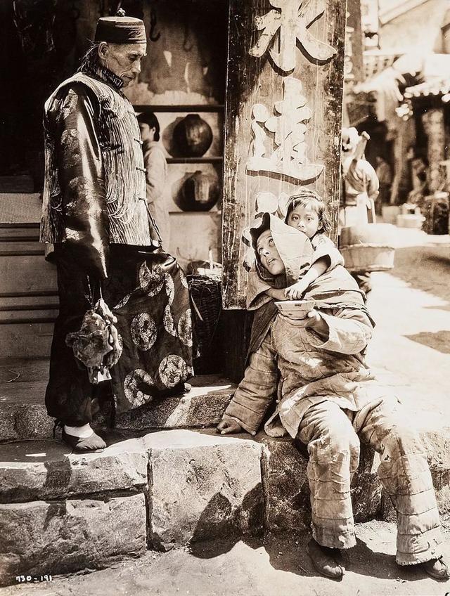 送审16次,拍摄3年半,这部美国大片,美国影后在片中扮演中国人