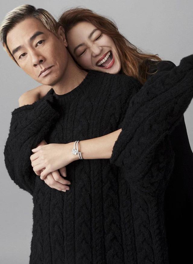 应采儿陈小春恩爱大片,美得让人想结婚,不愧为好衣品女神!