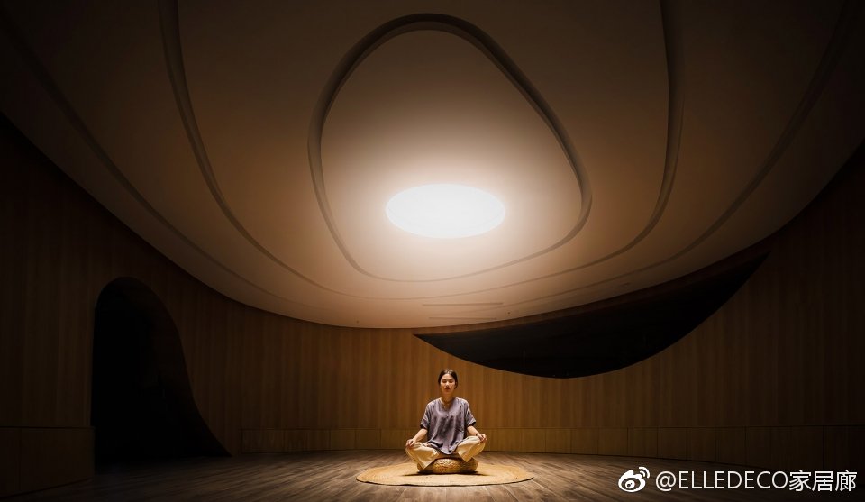 上海,在蛋形空间里冥想,给自己注入新能量